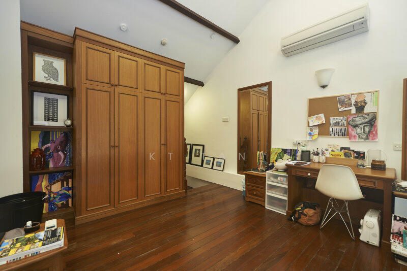 Liang Seah Place — photo 4