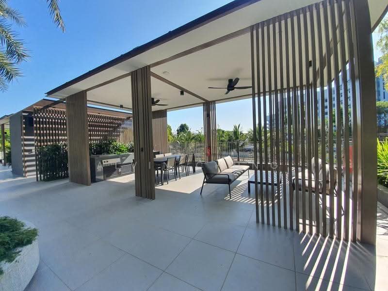Seaside Residences — photo 9