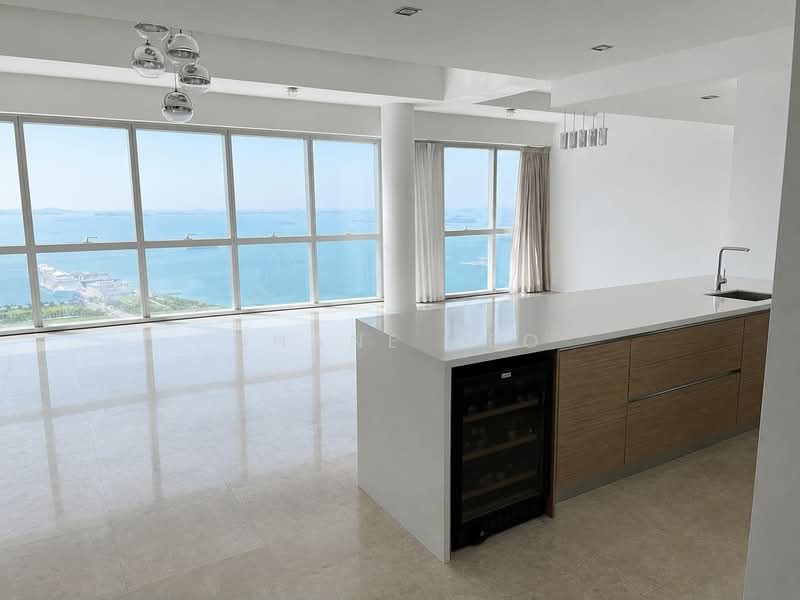 Marina Bay Residences — photo 5