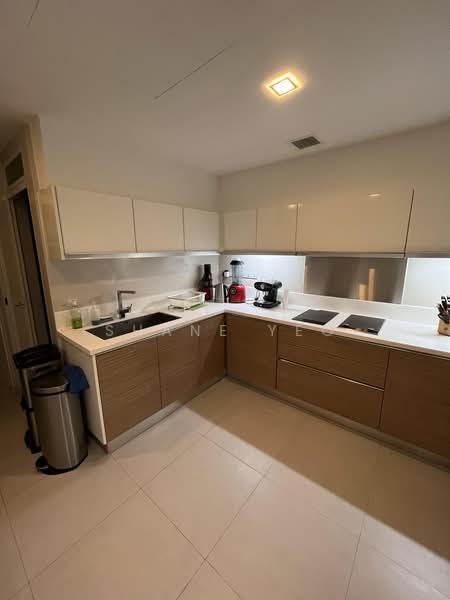 Marina Bay Residences — photo 9