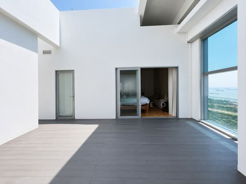 Marina Bay Residences — photo 18