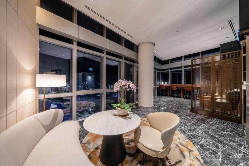 Marina Bay Residences — photo 25