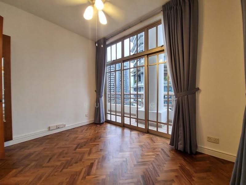 Leonie Condotel — photo 12