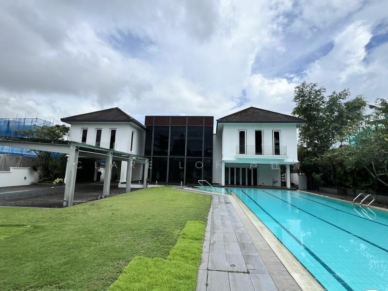 8.9533345 Stunning Gcb with lawn, pool and built in lift for rent — photo 3