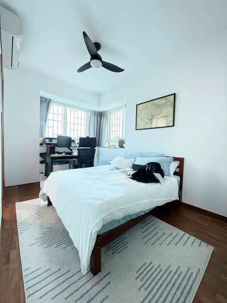 Goldenhill Park Condo — photo 5