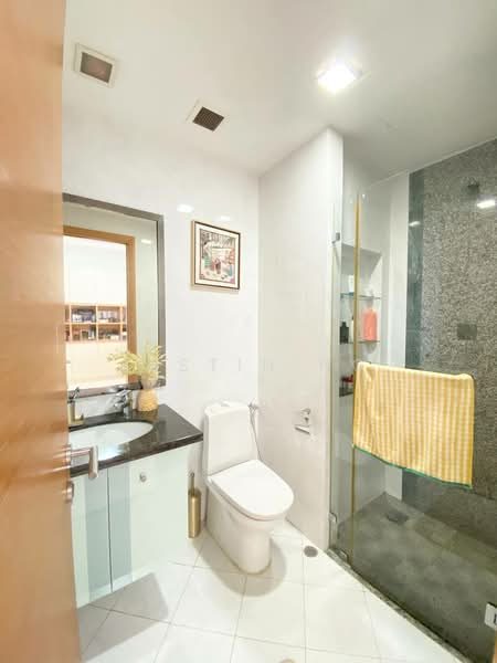Goldenhill Park Condo — photo 10