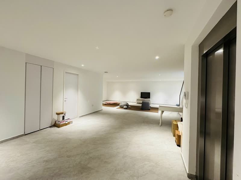 Very New & Freehold Bungalow with Lift & Basement, 6 Bedrooms Ensuite, Kovan MRT &Heartland Mall — photo 8