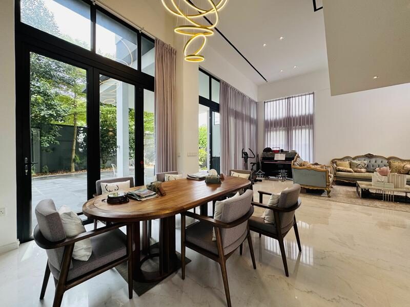 Very New & Freehold Bungalow with Lift & Basement, 6 Bedrooms Ensuite, Kovan MRT &Heartland Mall — photo 11