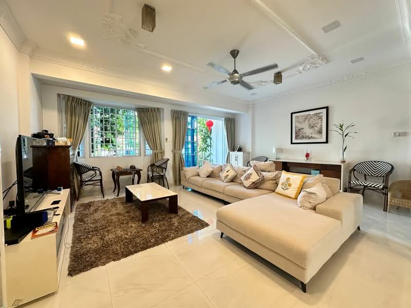 Opera estate-2.5sty terr(walk to bedok mrt)