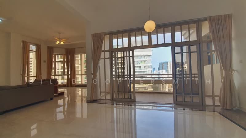 Leonie Condotel — photo 1
