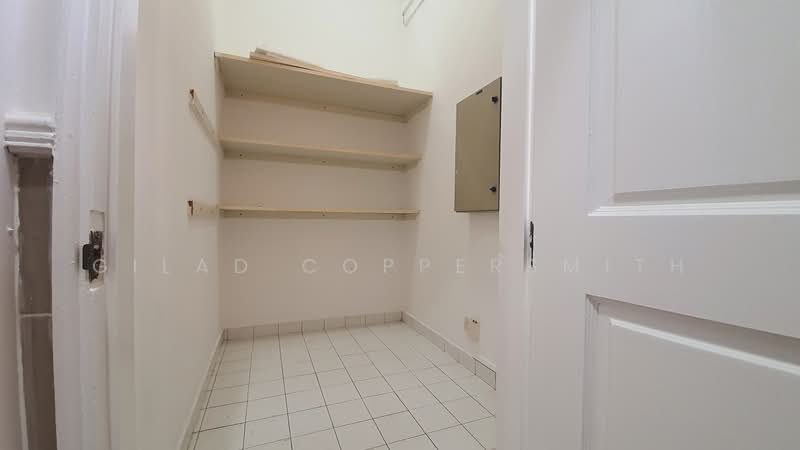 Leonie Condotel — photo 11