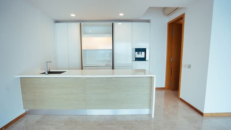 Marina Bay Residences — photo 4