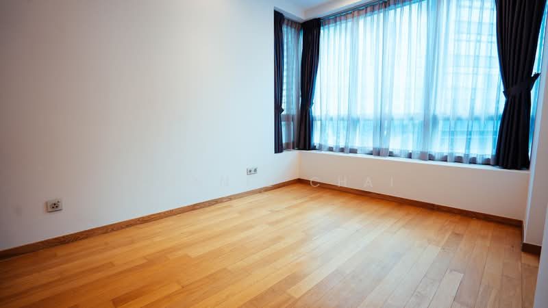 Marina Bay Residences — photo 12