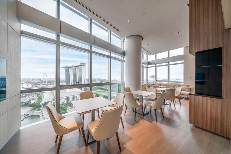 Marina Bay Residences — photo 22