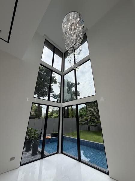 Brand New & Luxury, 5 levels with Lift & Pool, grand living hall with super high ceiling — photo 10