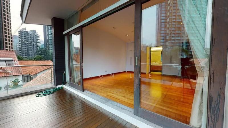 46 One Tree Hill — photo 2