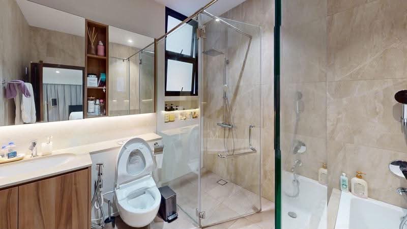 Beautifully Renovated 2sty Terrace — photo 9