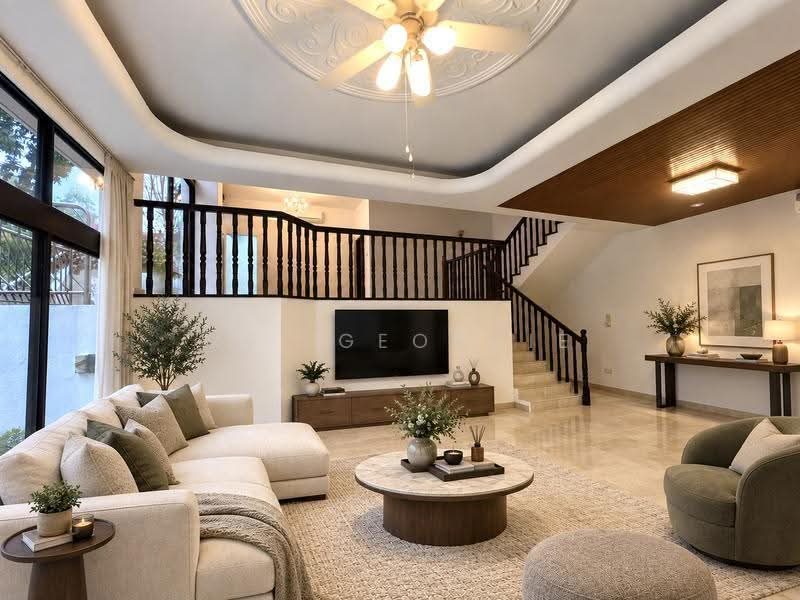 Charming Renovated Corner Semi-Detached at Coronation Rd.1km to Nanyang Primary & Raffles Girls Pri