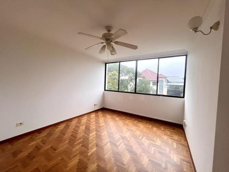 Charming Renovated Corner Semi-Detached at Coronation Rd.1km to Nanyang Primary & Raffles Girls Pri — photo 16