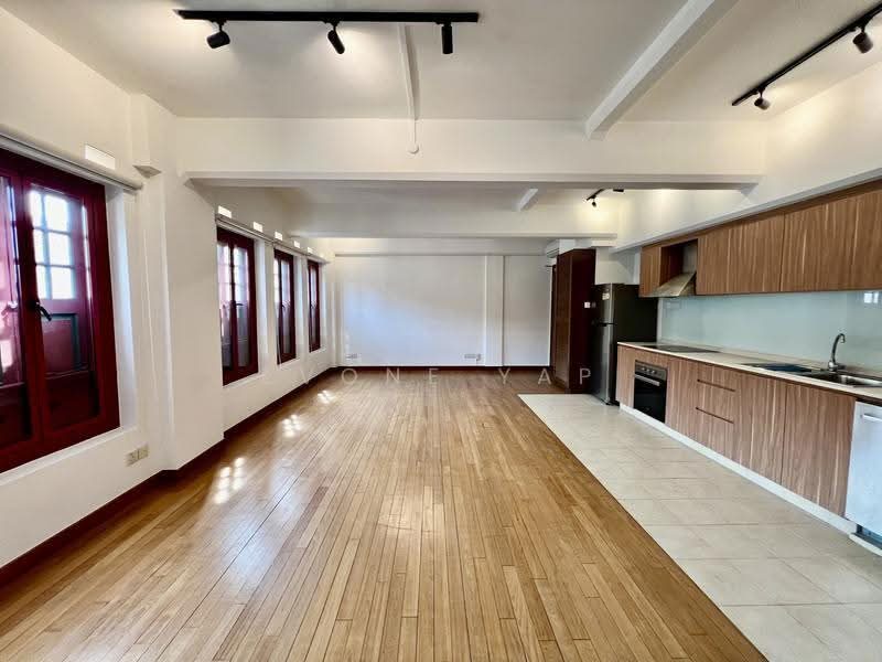 Rare Chinatown Heritage Home -5 mins to MRT — photo 2