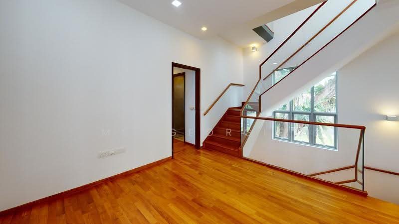 Meyer Road Strata Bungalow with Private Pool. Minutes Walk to MRT Station — photo 9