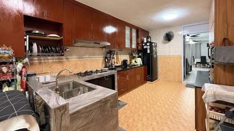 376 Clementi Avenue 4 — photo 2