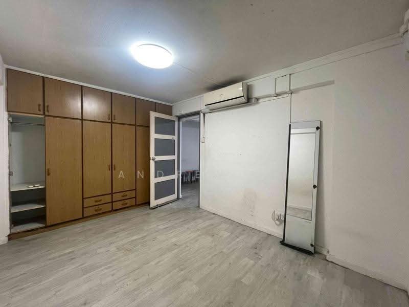107 Jalan Bukit Merah — photo 4
