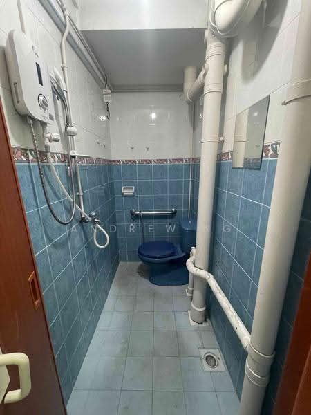 107 Jalan Bukit Merah — photo 12