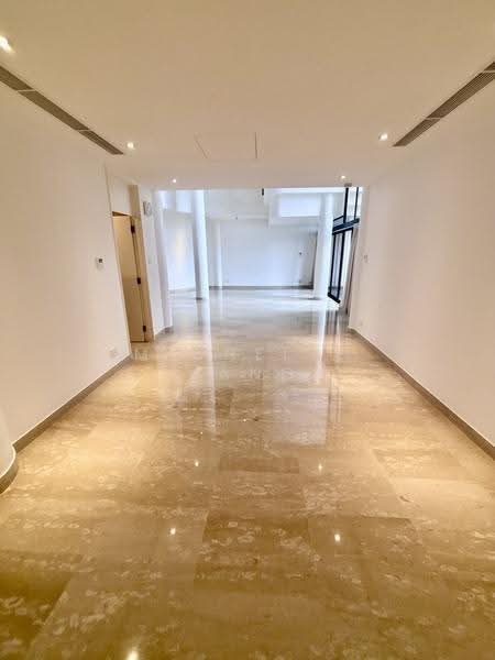 The Colonnade — photo 5