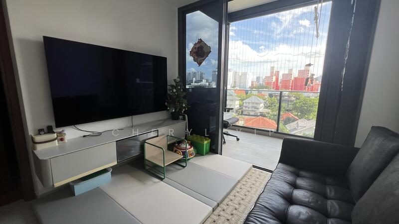 Stirling Residences — photo 4