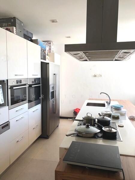 Fernwood Towers — photo 20